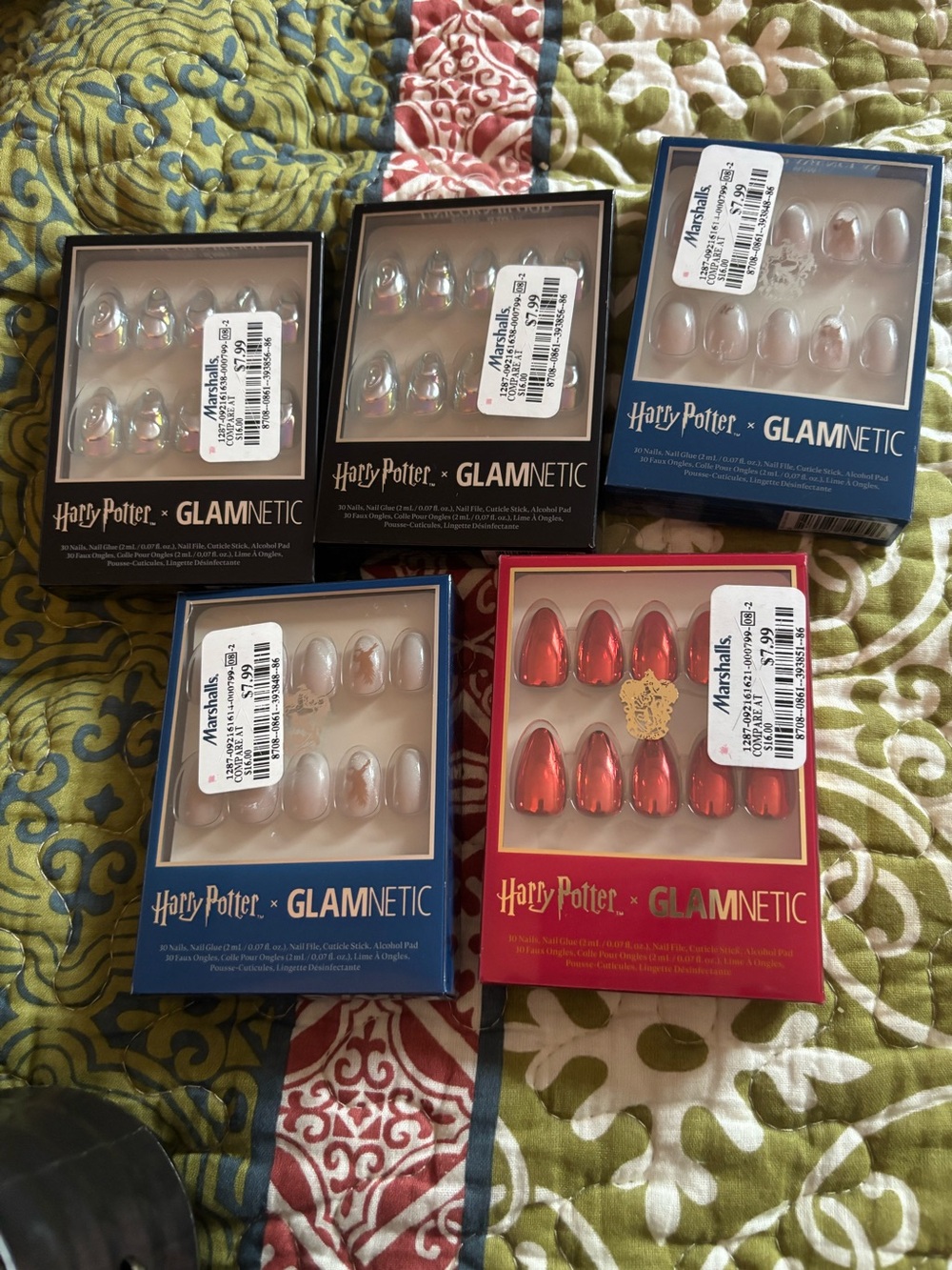Harry Potter GLAMNETIC Press-On Nails — Red and Iridescent Set